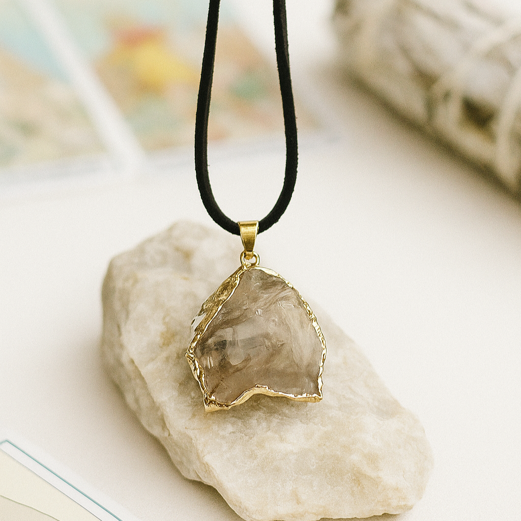 Naszyjnik z Kwarcem Dymnym